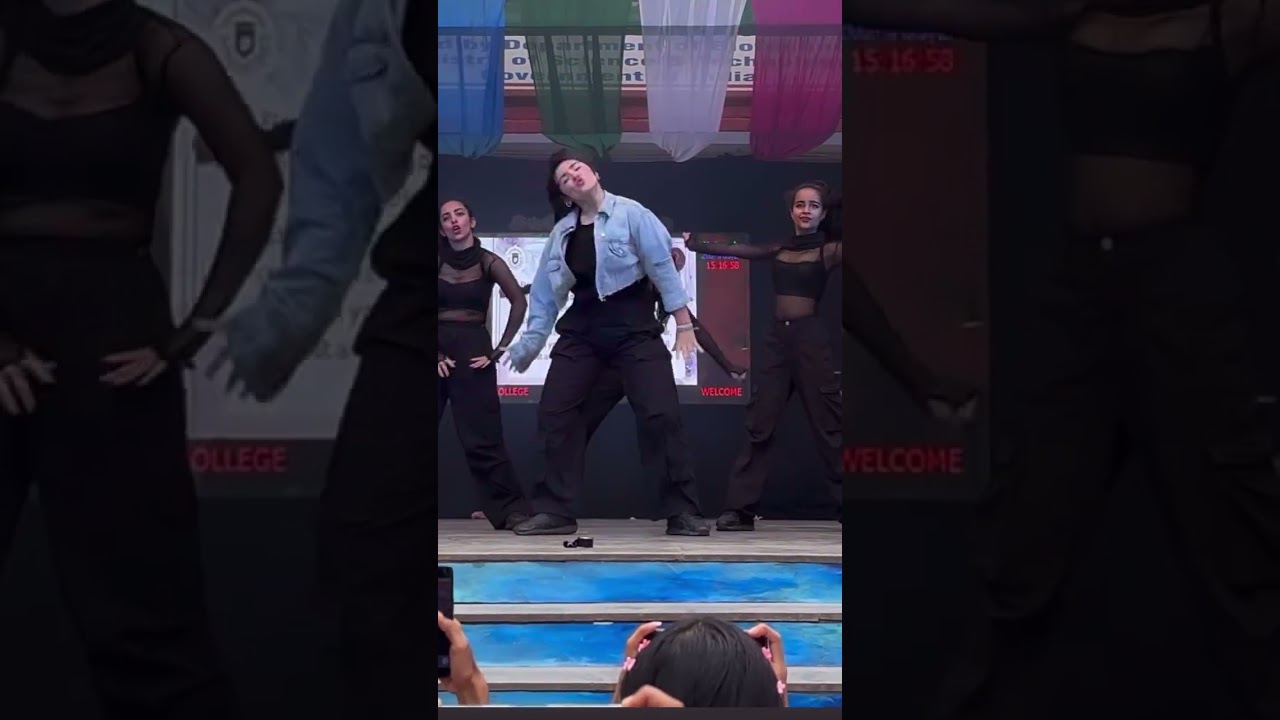 College girl viral dance  #dance #viralvideo #college
