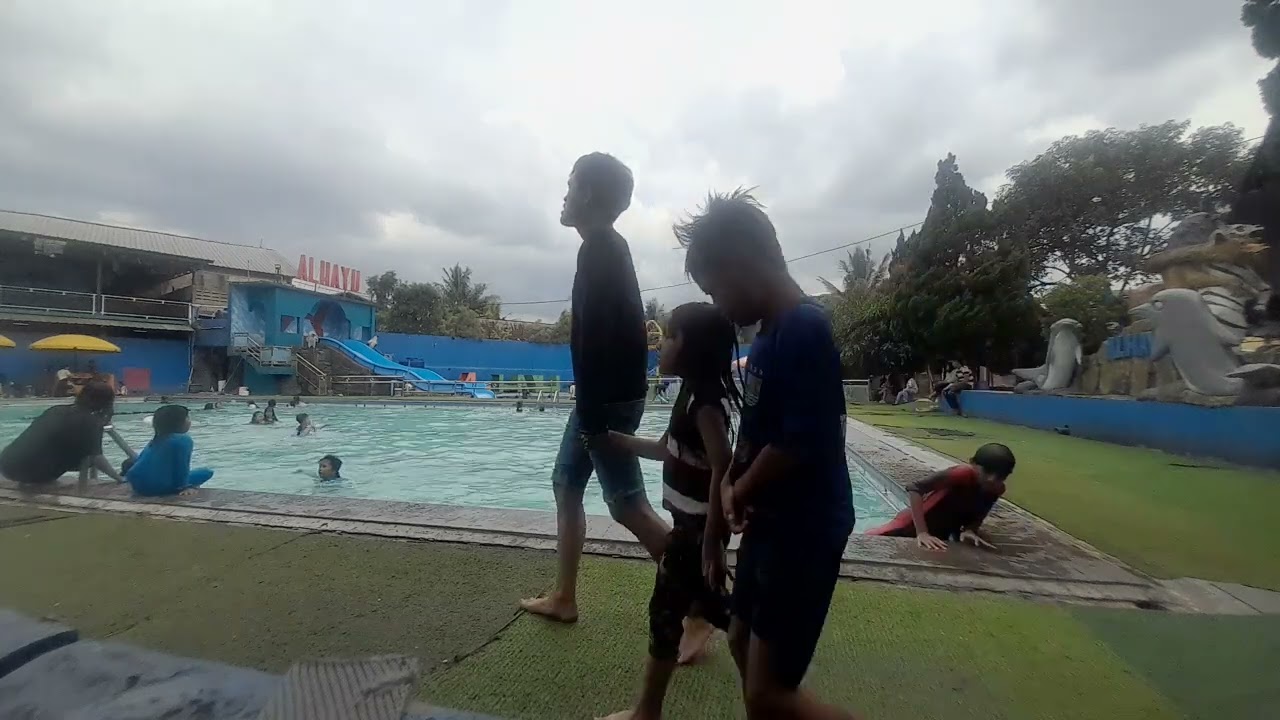 Berenang ,al hayu