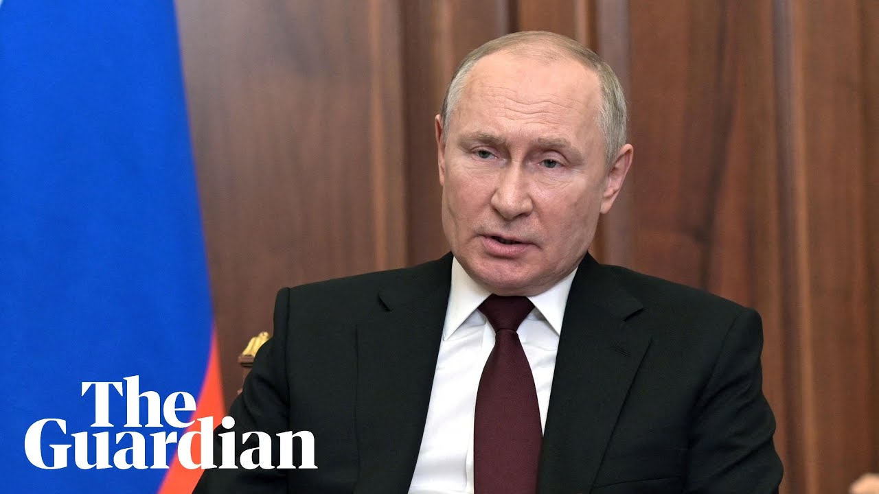 Putin signs decree recognising Ukraine's two breakaway regions