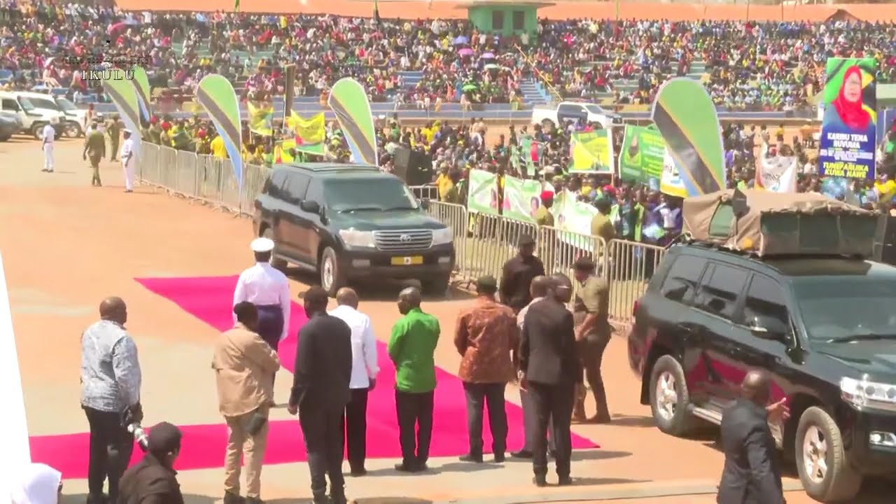 DKT. SAMIA AKIHUTUBIA MKUTANO WA HADHARA UWANJA WA MAJIMAJI SONGEA  KILELE CHA ZIARA YAKE MKOANI …