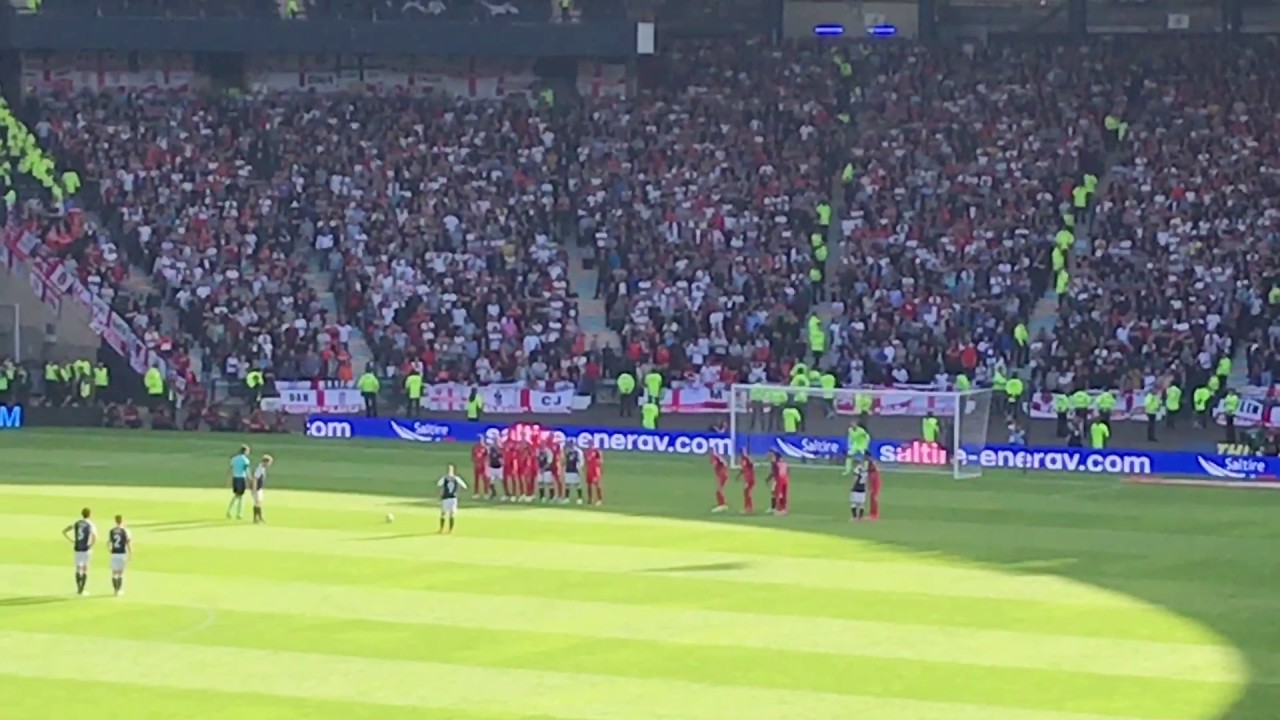 Scotland 2-1 England (Griffiths '90)