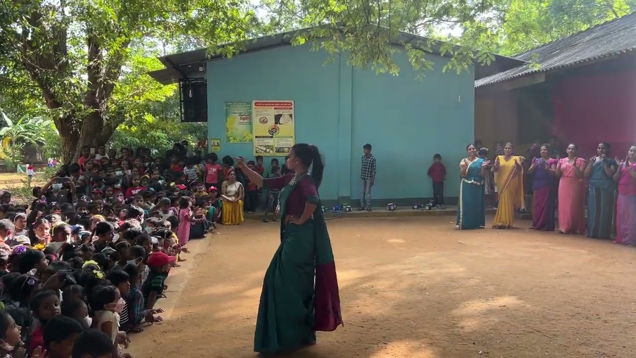 මිස්ගේ නැටුම මැද්දට පැනපු සර්ලා දෙන්නගෙ ගැටුම බැලුවද?subscribers please :