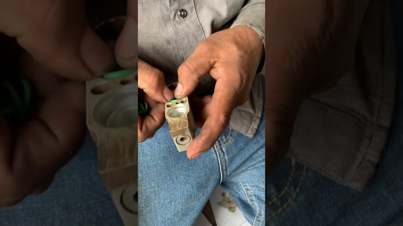 change  the  seal evacuator #repaircar #mechanic #viral #diy #trending #viralshort #auto #