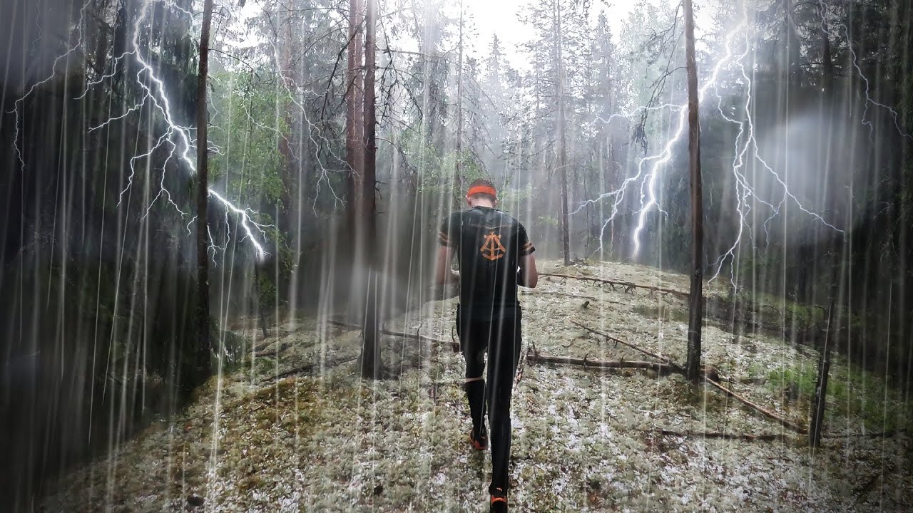 Hellettä, ukkosta ja rakeita - Kisakalliorastit (koko suoritus)