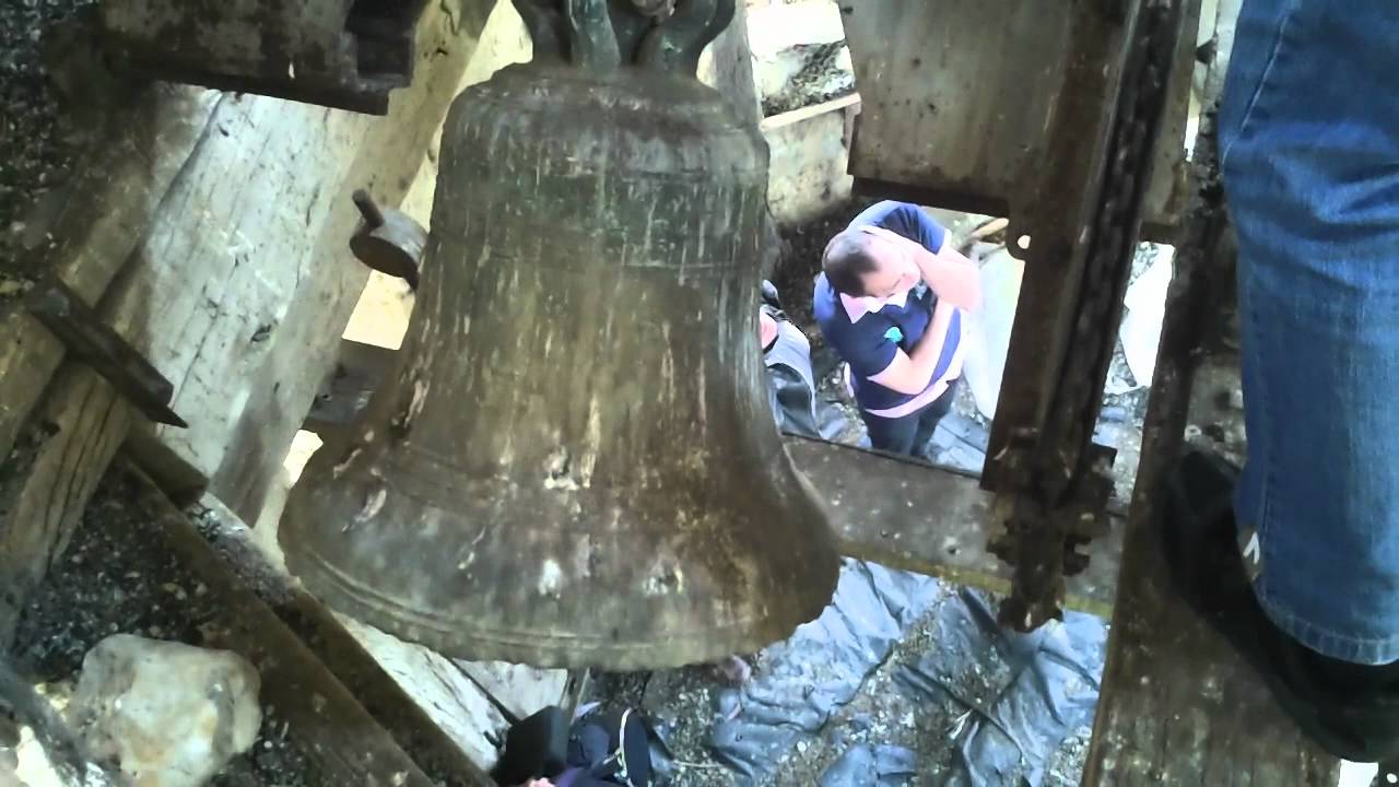 Cloches de St Ybars (09) [volée tournante, volée rétrograde, tintement] (Plenum HD)