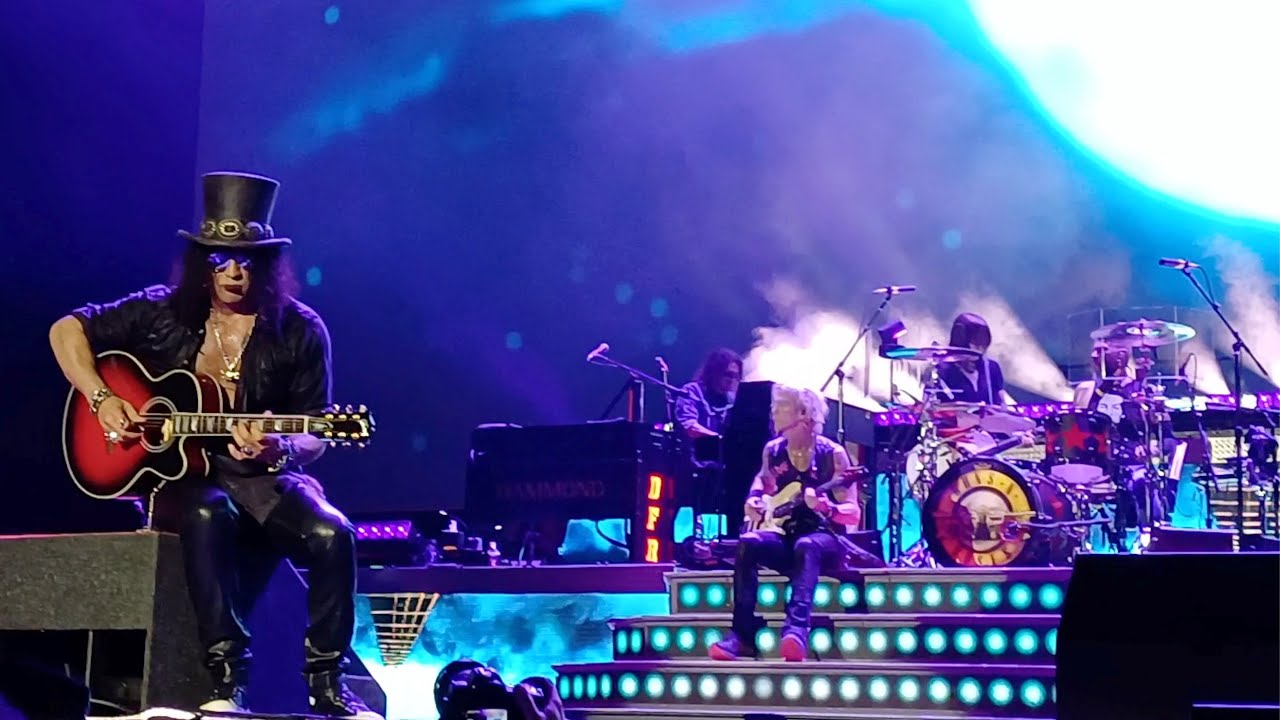 Guns N' Roses in Madrid, 9 June 2023. Wichita Lineman