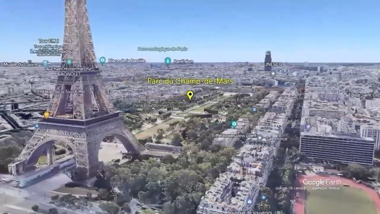 JO Paris 2024: tribunes, terrain de volley, premières images de la construction du stade tour Eiffel