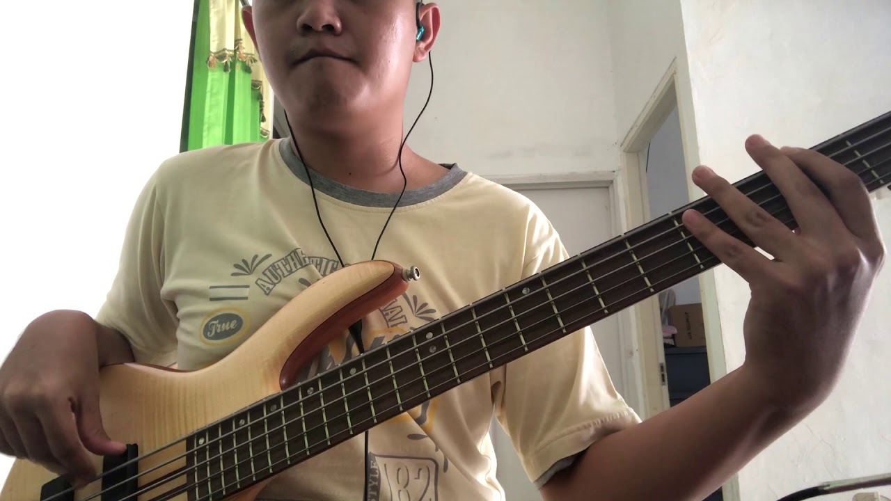 Cort A5 Series Bass