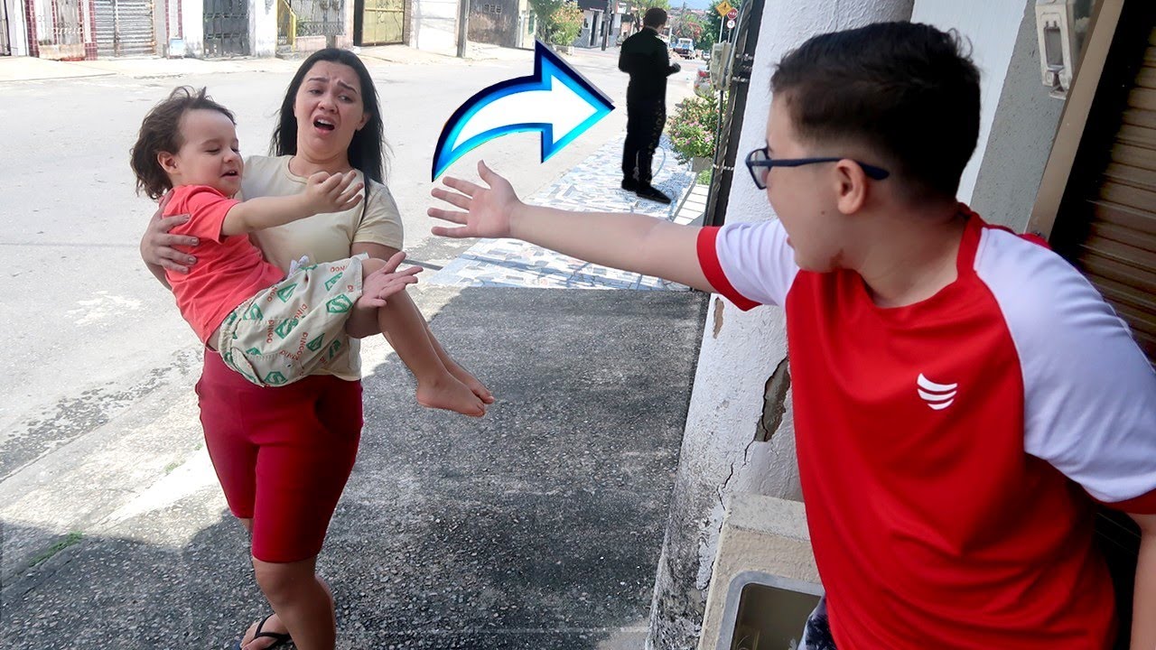 ELA FOI SEGUIDA POR UM DESCONHECIDO E INVADIU NOSSA ANTIGA CASA 😱😱😱