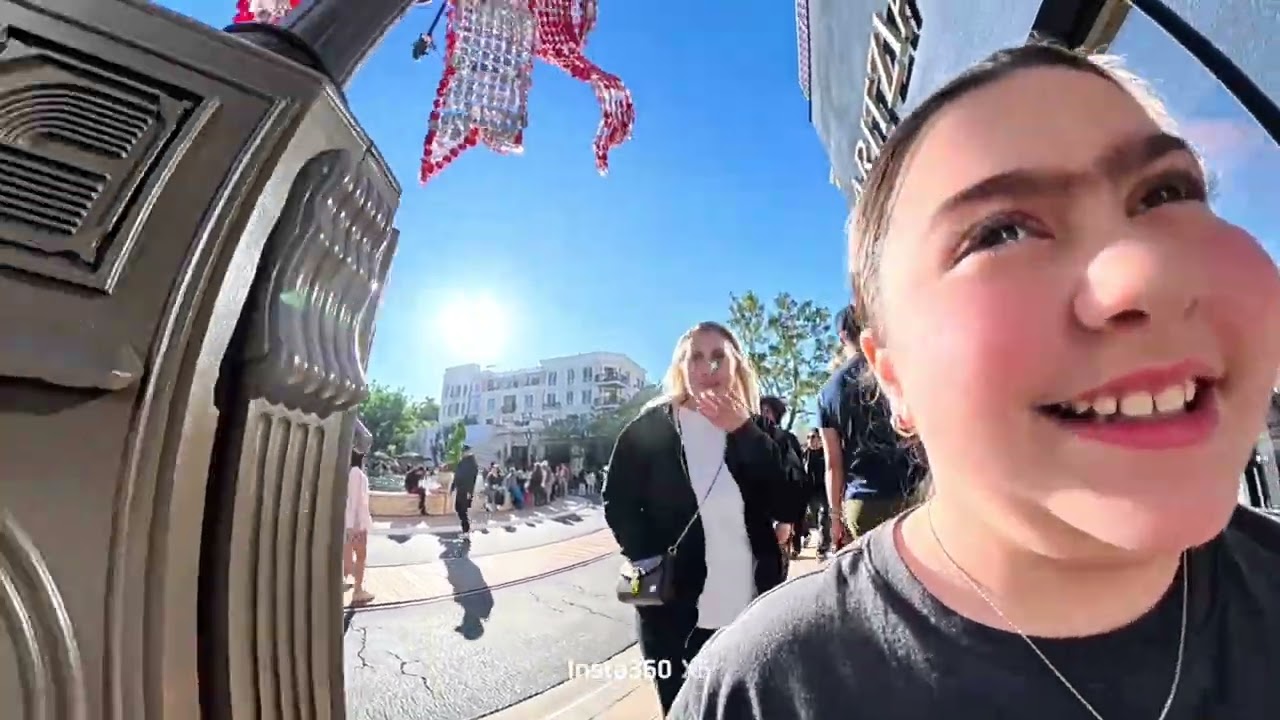 Մեկ օր որոշեցի որ Vlog նկարահանեմ