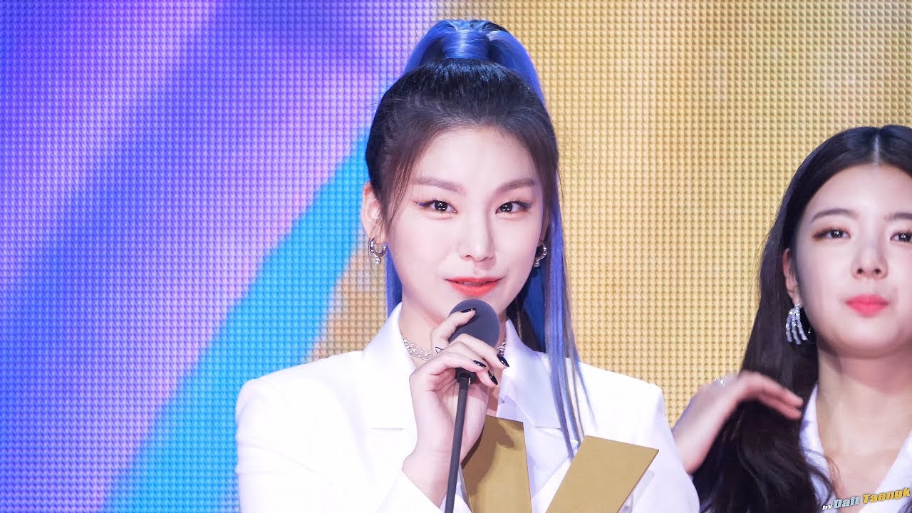 191116 예지 YEJI 있지 ITZY 수상 소감 4K 60P 직캠 @V하트비트 by DaftTaengk