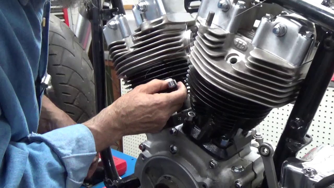 Установка головок цилиндров Harley Davidson Shovelhead, часть 2