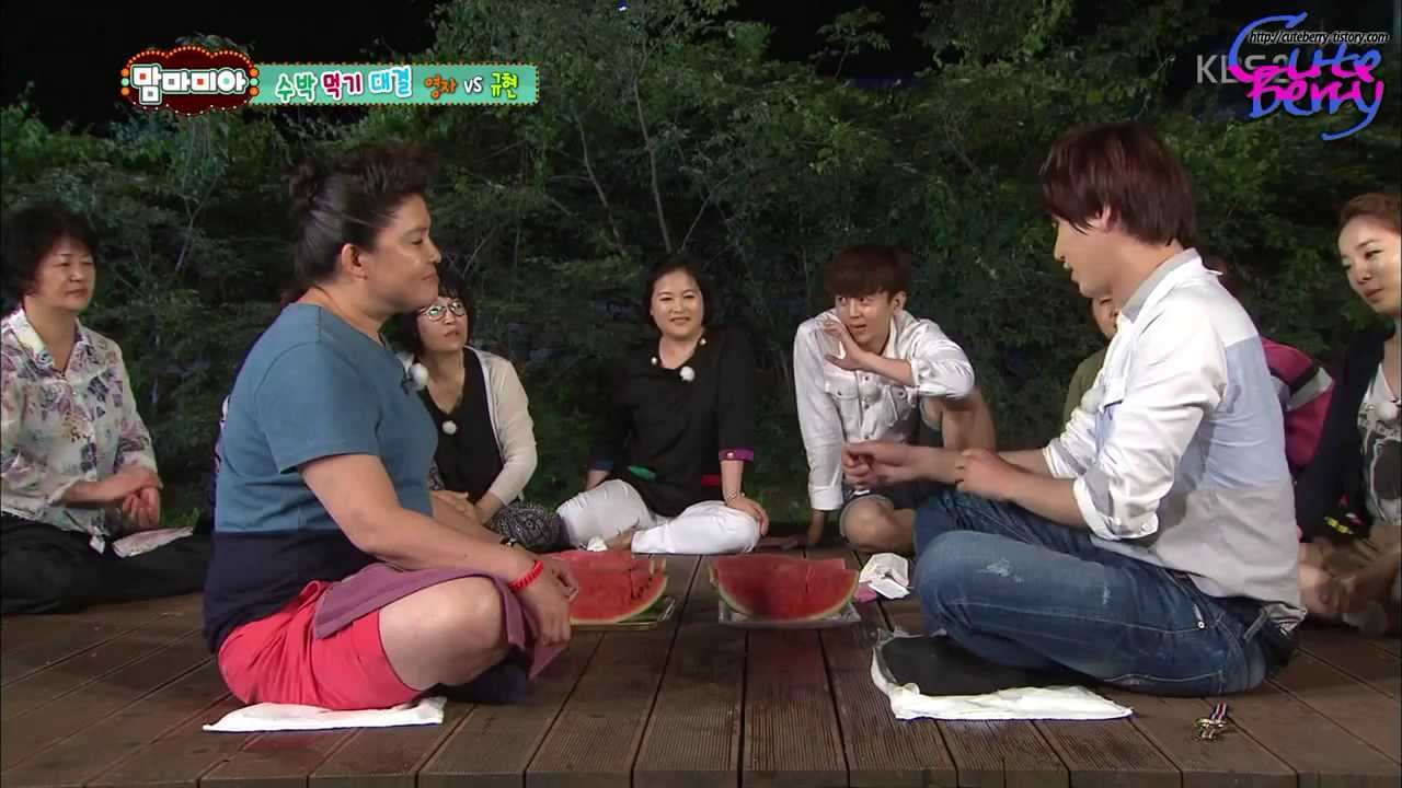130804 KYUHYUN VS YoungJa : Watermelon Eating