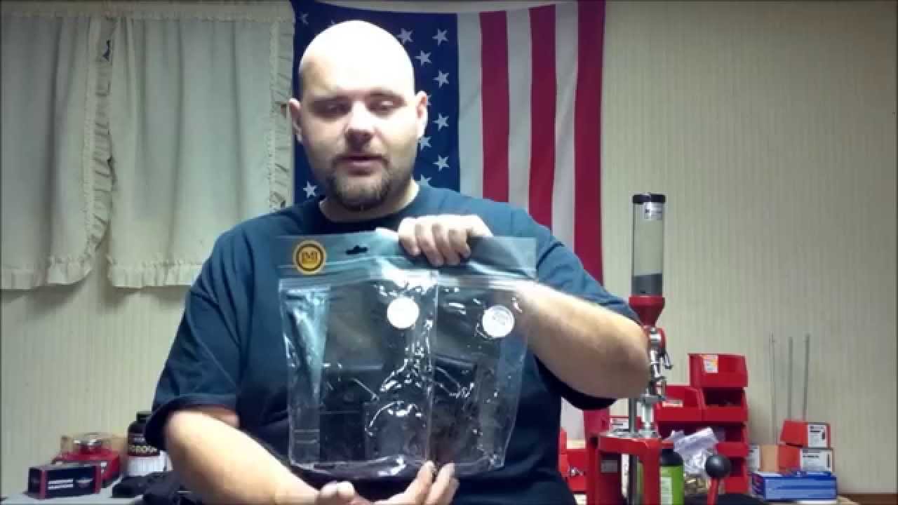 BigGunner81 - Reviews IMI Defense ( SigTac ) AR15 Magazine Pouch and Holster (Sig Sauer Mosquito)