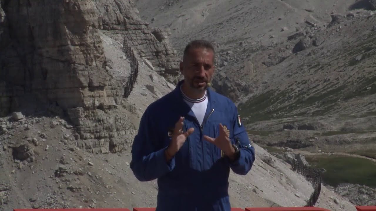 La gestione delle emergenze nelle Frecce Tricolori | Gaetano Farina | TEDxCortina