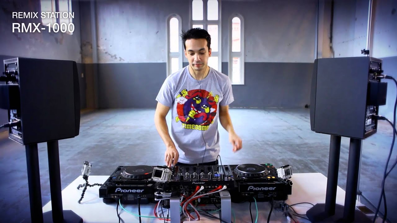 RMX-1000 Laidback Luke Performance