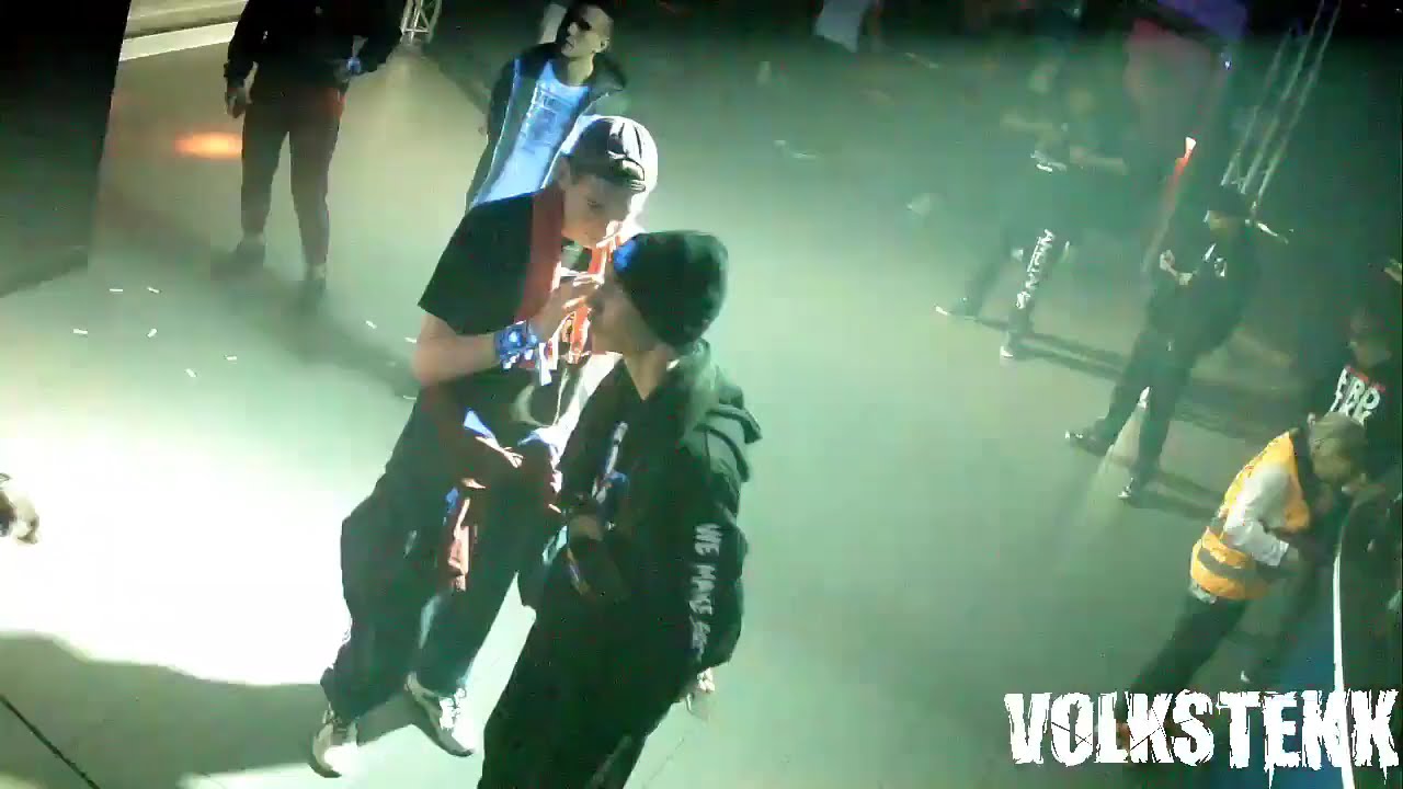 Live Video _ 21.12.2019 _ 5 Jahre VolksTekk - A.D.H.S vs. Clyde ALT           TON Schlecht