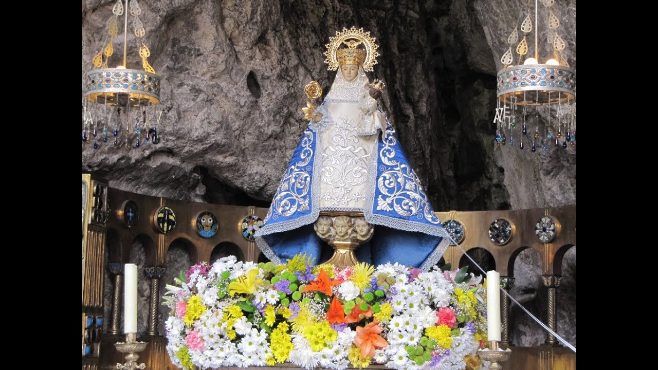 Ofrenda a la Santina Grupo Trasgu - 2018