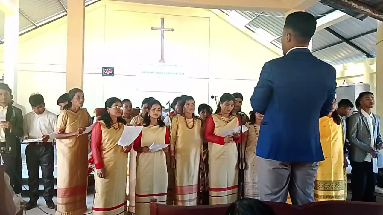 Ngin pynkhraw kyrteng uTrai choir j.s shnongkalong Haka sngi pynkut ia ka jubilee ksiar ka j.s .