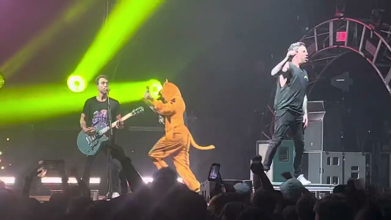 Simple Plan - “What’s New Scooby-Doo?” Theme (Live Atlanta 2023)