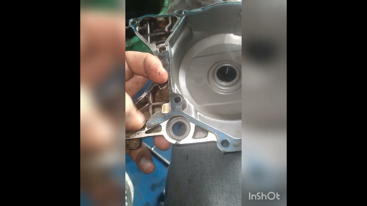 boxer CT  porque bota aceite por el filtro de aire