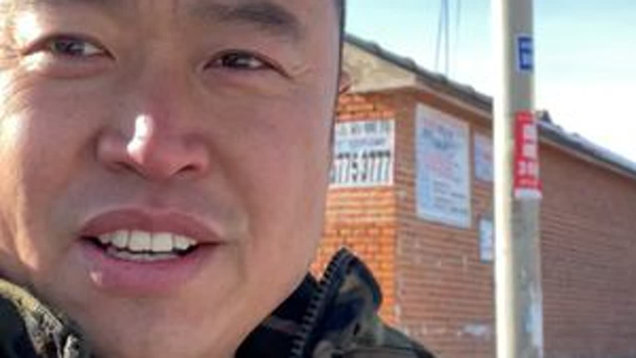 我们东北冬天冰天雪地的也有应季的蔬菜，冻白菜，你们吃过吗？ #我的乡村生活 #我的农村生活 #农村生活 #乡村美食 #新农人计划2021 #三农