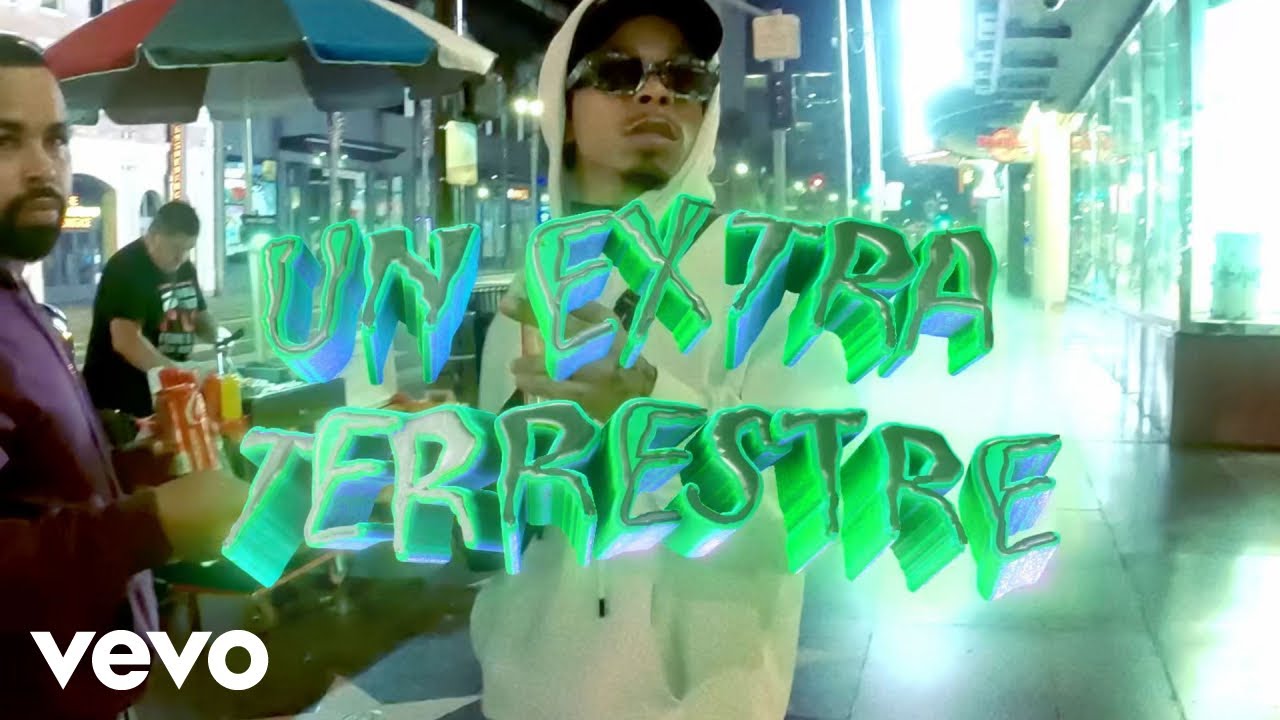Jamby El Favo - Un Extraterrestre (Video Vlog)