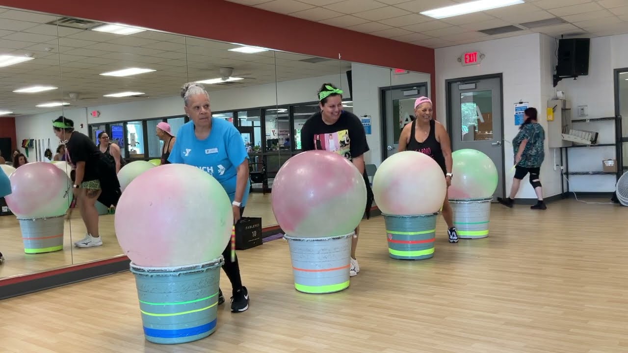 30 Minute Cardio Drumming with Ashley, Mz. Bea, & Donna - 90’s Playlist