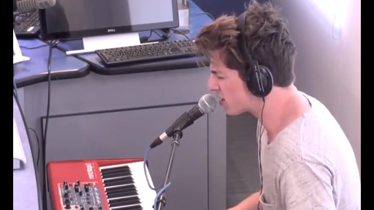 Charlie Puth Performs His Song 