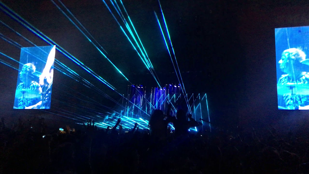 SHOWBIZ [Live] - Muse - Reading Festival 2017