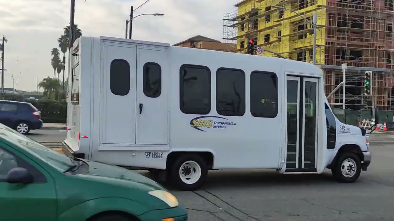 SMS Transportation Services 2023 Diamond Coach VIP 22' 