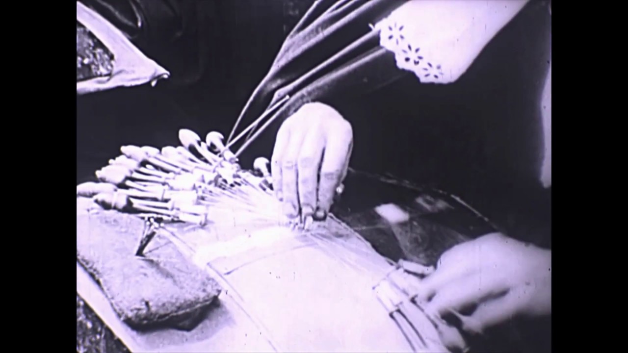 Les Dentellières de Bruges / The Lacemakers of Bruges (c.1922)