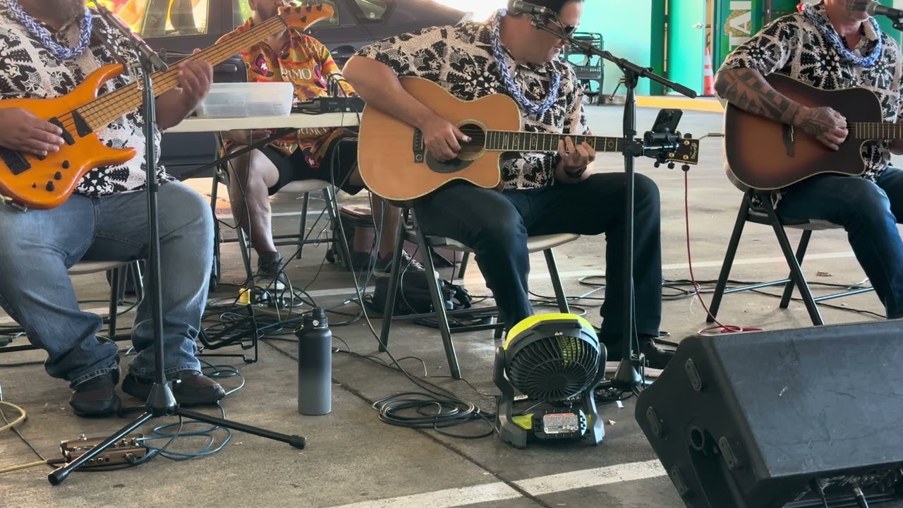 Hi’ikua - Noho Pai Pai