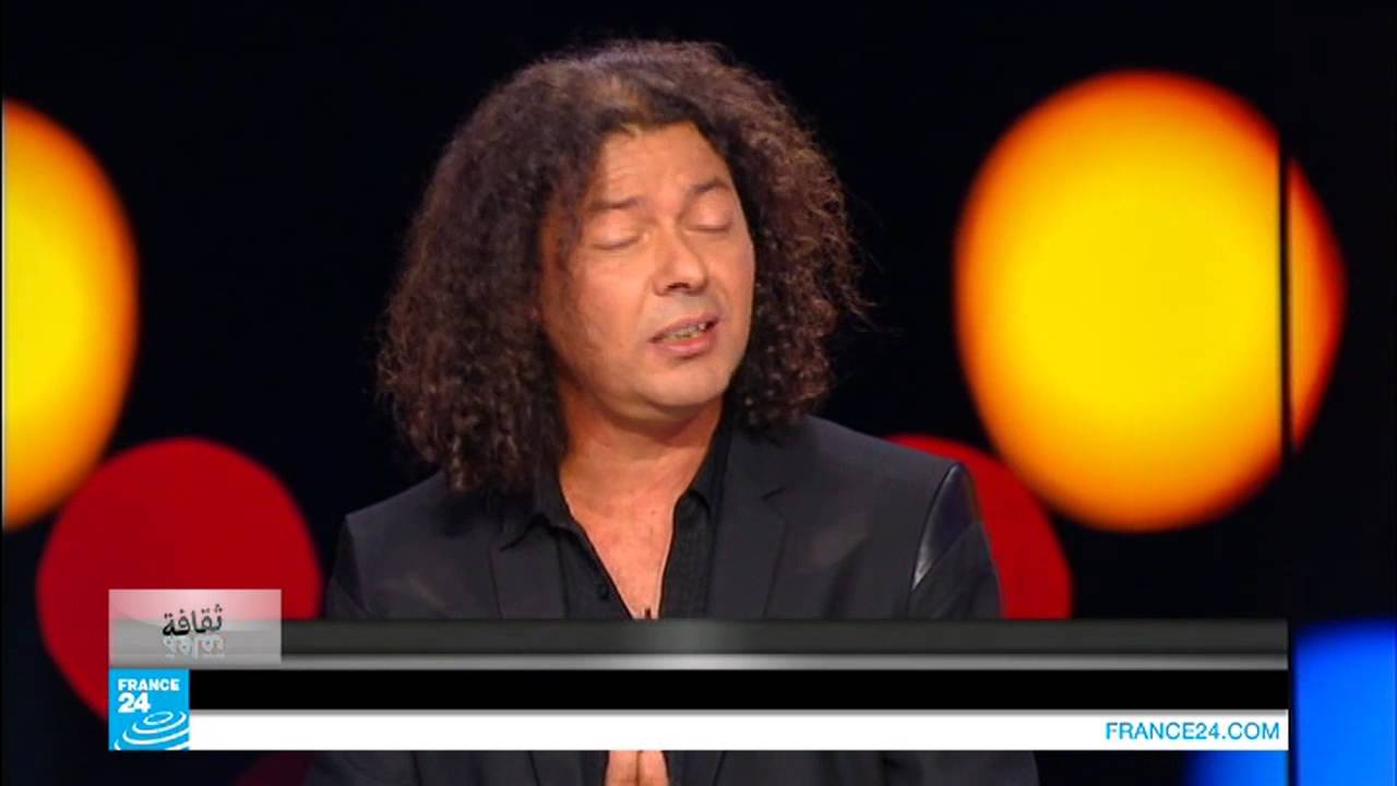 ...الموسيقي المغربي عزيز سحماوي: وسائل الإعلام في فرنسا