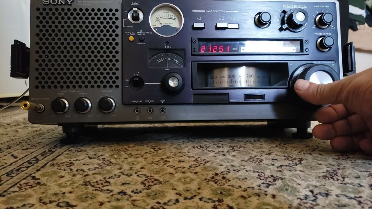 Приемник Sony ICF-6800W КВ диапазон 15 метров.