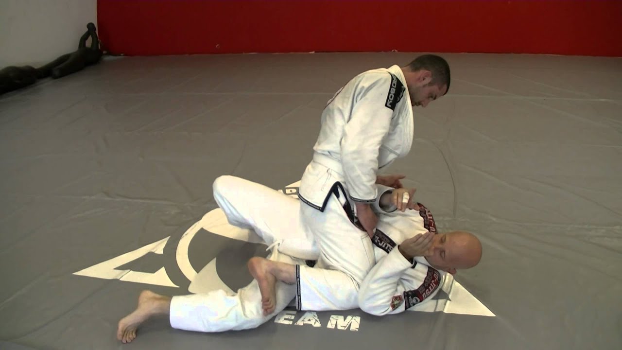 sortie de la montée / escape from mount position