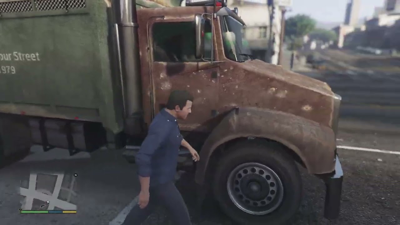GRAND THEFT AUTO STORY MODE AND RUNNING TO A CAR 