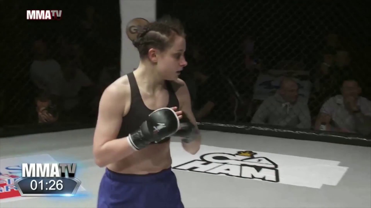#BCMMA17 - Eivor Hovde Hoff vs Fee Chrystall - 115lbs Pro MMA Contest