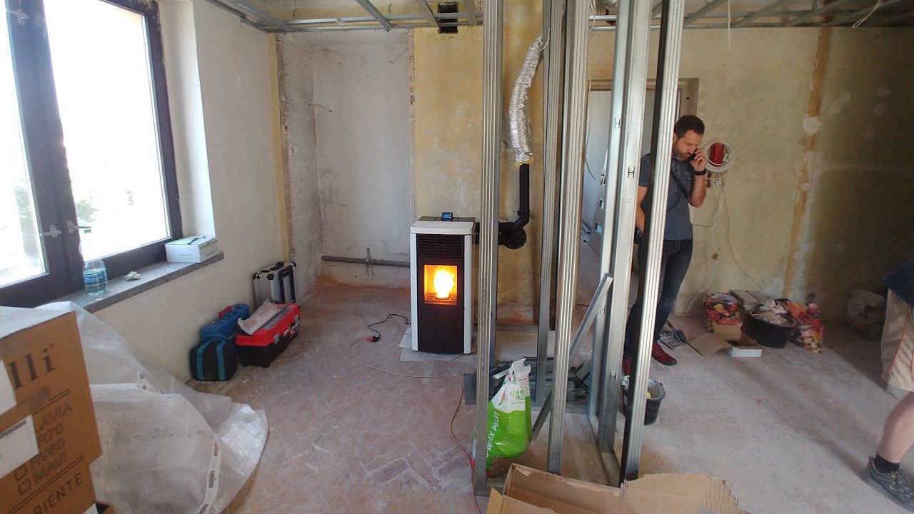 Piec na pellet z dystrybucją gorącego powietrza Ravelli RC70