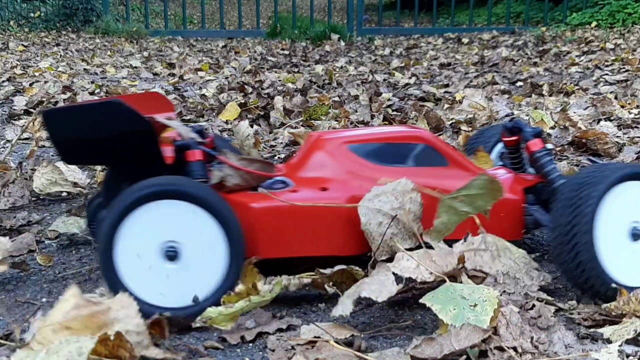 Je me lance dans l'automodelisme ...