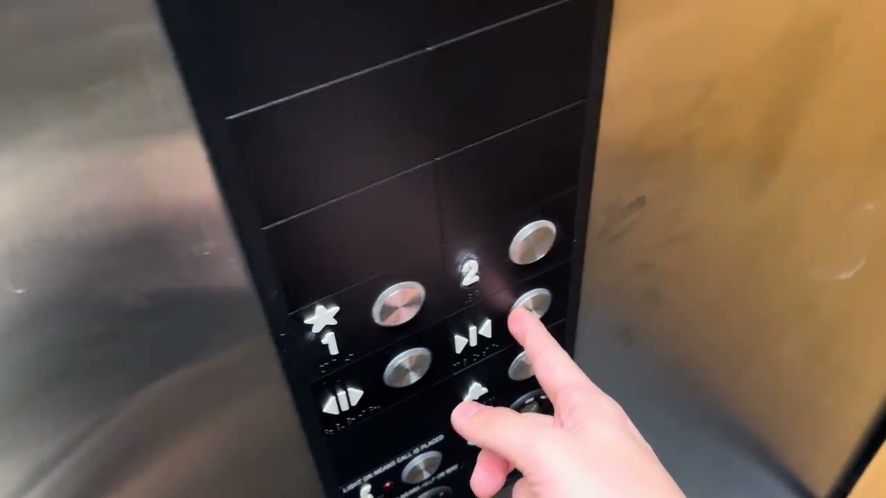 Otis Series 5 NEL/6 Hydraulic Elevator @ Aspirus YMCA Weston WI