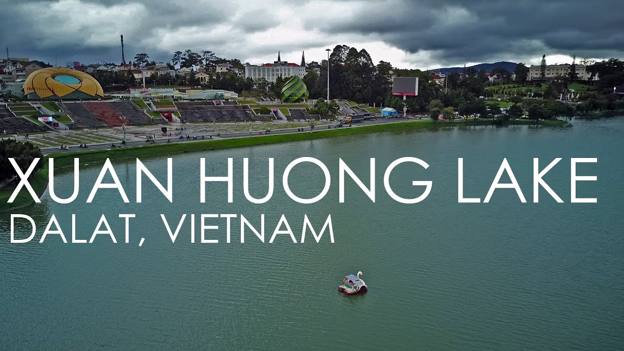 Late afternoon flight around Xuan Huong Lake and Lam Vien Square - 7 Dec 2022