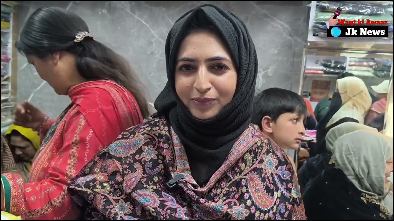 “Poshak” by Zainab Clothing Inaugurated by Tazeem Akhter in Poonch
