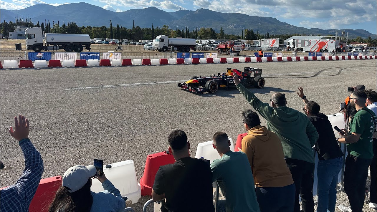 Red Bull Showrun στην Αθήνα · Τα καλύτερα στιγμιότυπα
