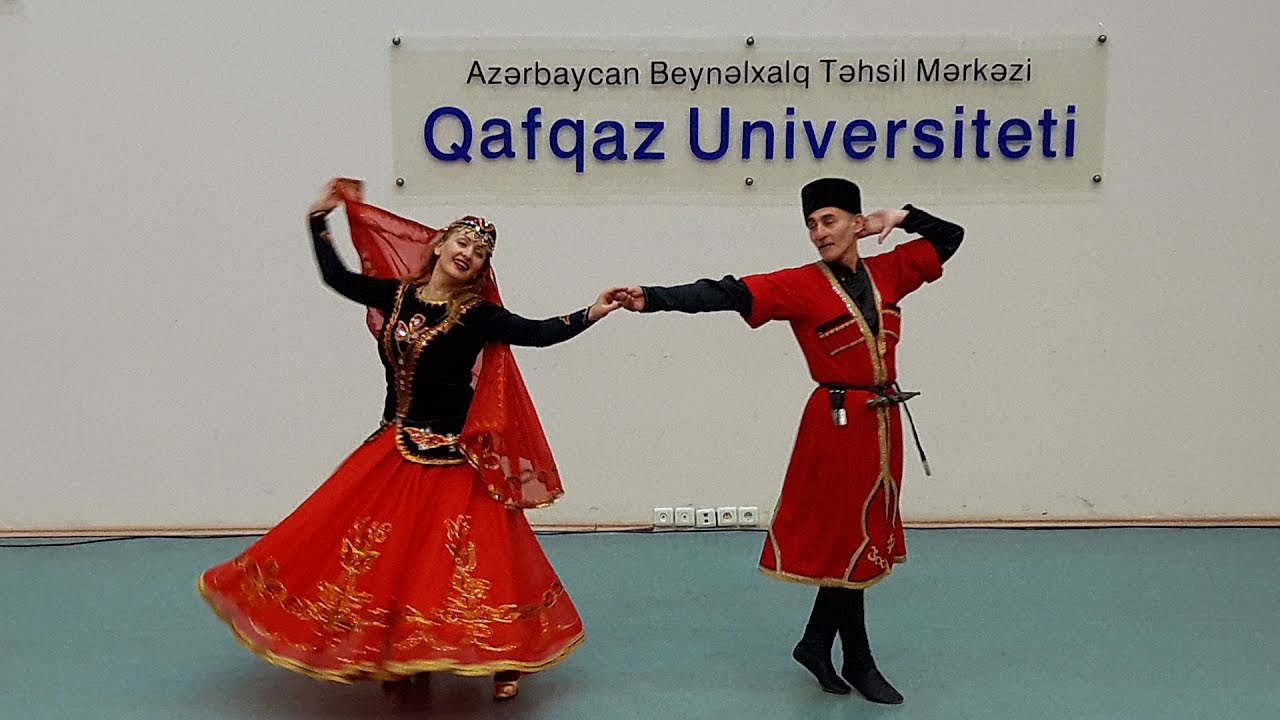 Naz Eləmə Rəqsi