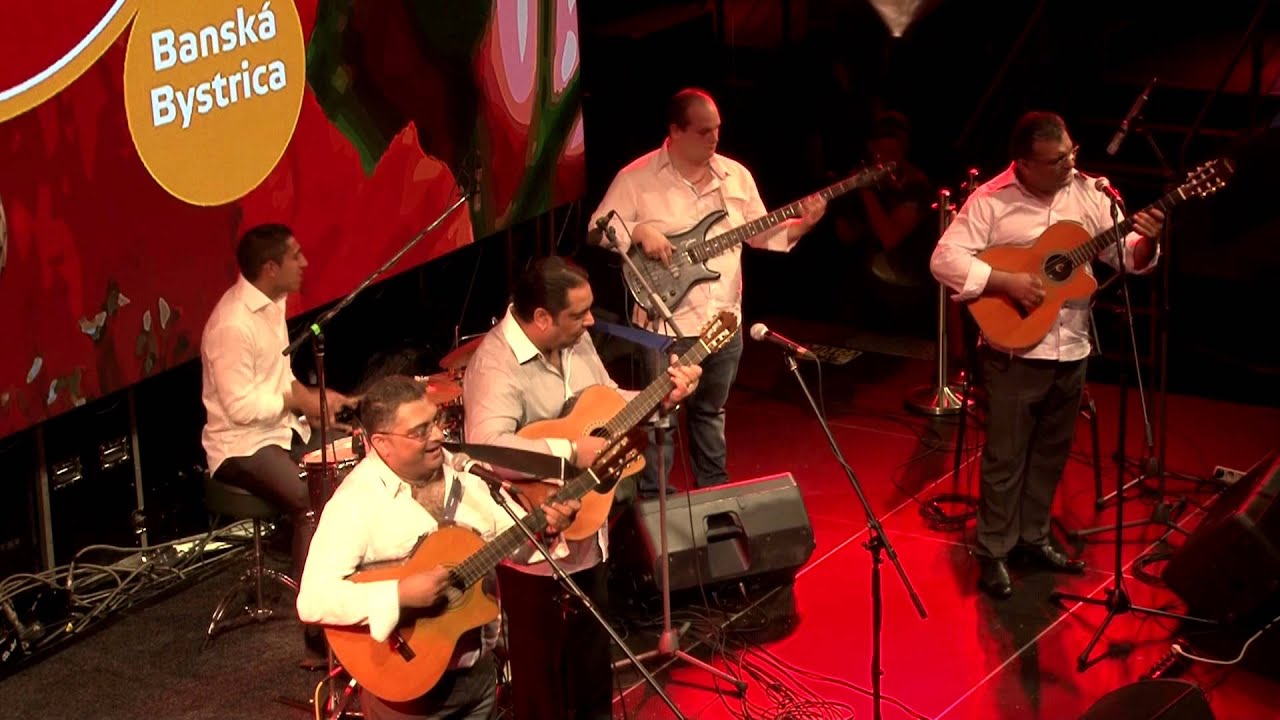 Bengas / Ľudia z rodu Rómov 2014