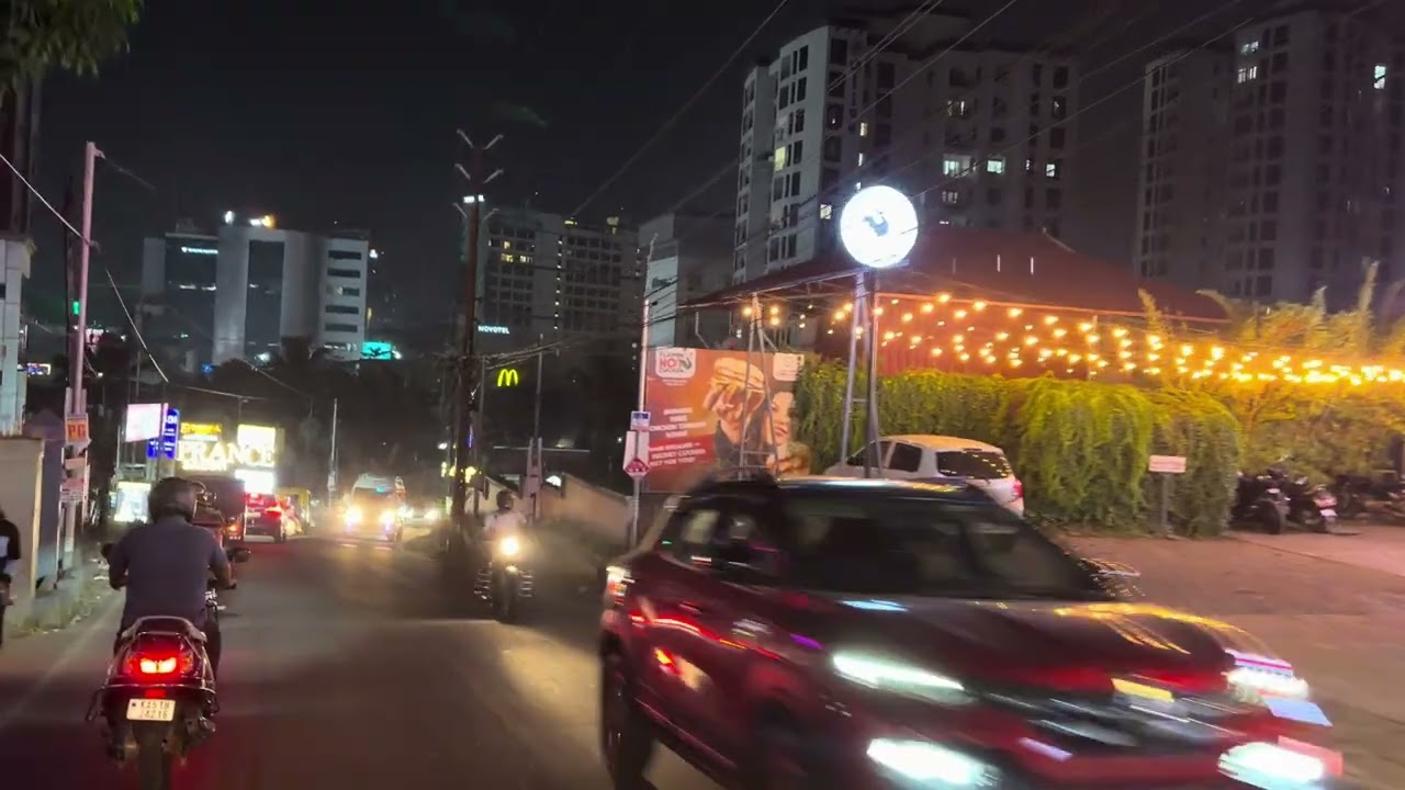 Night lights of Kakkanad Infopark |Shot on iPhone 17 |1080p | Dolby vision