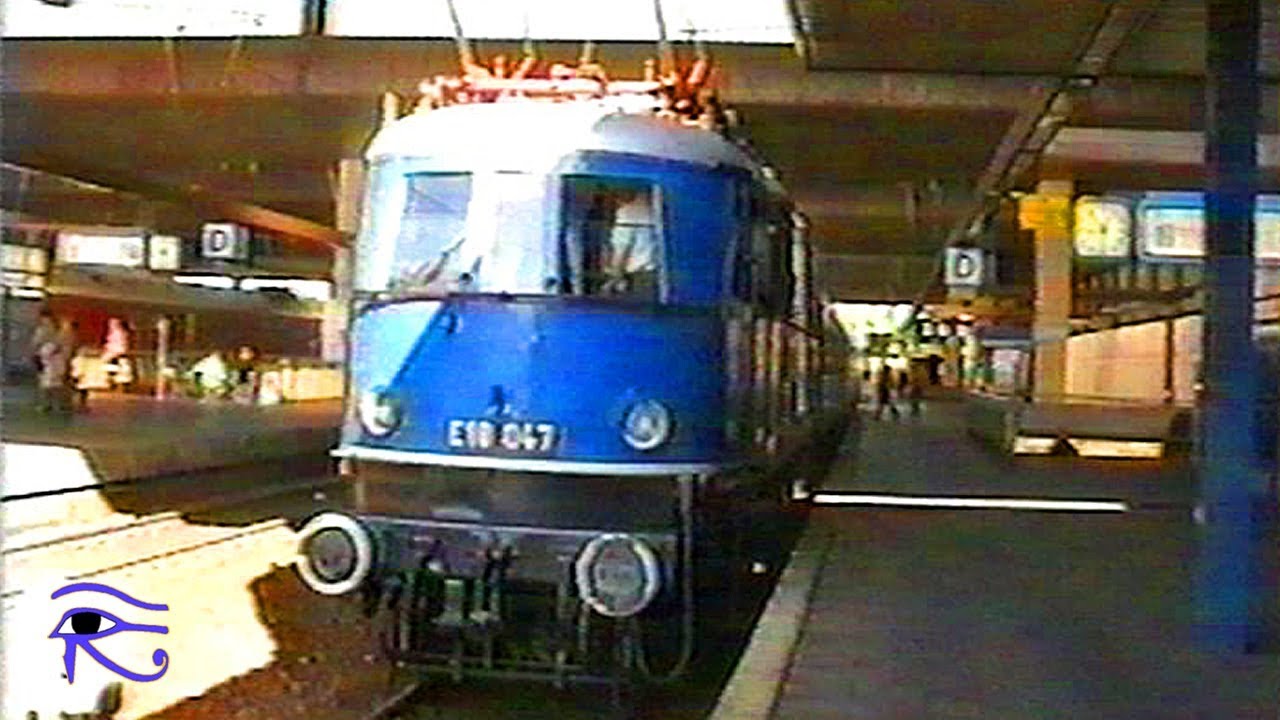 Hauptbahnhof Düsseldorf DB Eisenbahnalltag 1995 mit E18 047+Orient-Express/Rheingold, 360, 110, 103