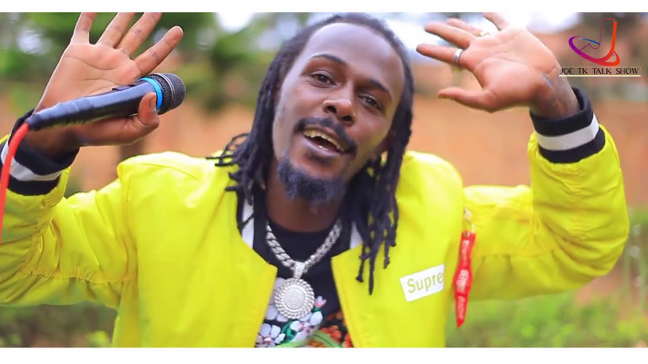 Mukadaff avuze abahanzi bamutera ubwoba burya ngo yabaye numwarimu