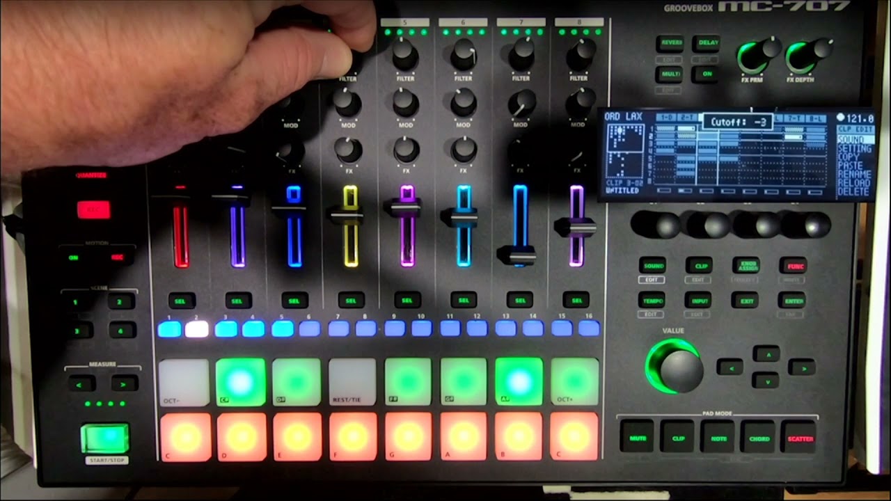 Roland MC-707 v1.7 Firmware:  Scene Chain - Using FX and Mutes